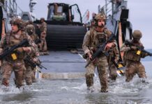 Marinhas brasileira e francesa fazem exercício na costa do Rio