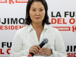 Fujimori se aproxima da presidência do Peru e Sánchez convoca protesto