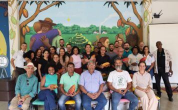 Professores e estudantes da Uesc propõem projeto de dinamização do agronegócio cacau no sul da Bahia