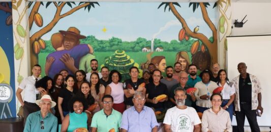 Professores e estudantes da Uesc propõem projeto de dinamização do agronegócio cacau no sul da Bahia