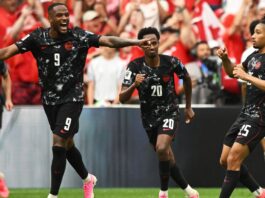 Canadá atropela Catar e vence pela primeira vez em uma Copa do Mundo Canadá atropela Catar e vence pela primeira vez em uma Copa do Mundo