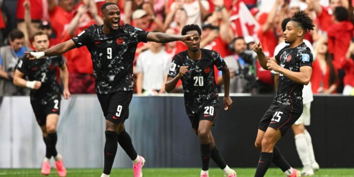 Canadá atropela Catar e vence pela primeira vez em uma Canadá atropela Catar e vence pela primeira vez em uma Copa do Mundo