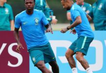 Com Neymar de volta, Brasil encara Escócia, velha conhecida em Copas Com Neymar de volta, Brasil encara Escócia, velha conhecida em Copas