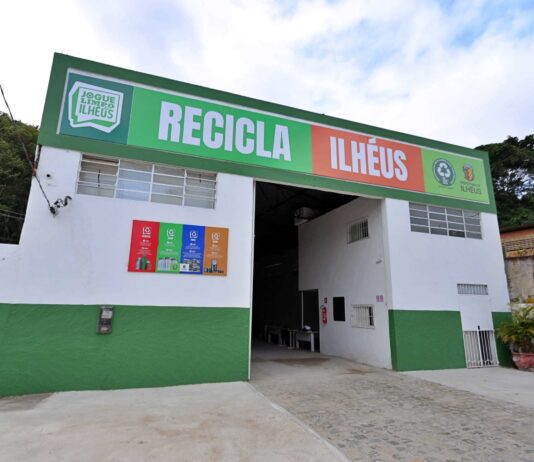 Prefeitura de Ilhéus inaugura galpão de reciclagem e fortalece política de resíduos sólidos.