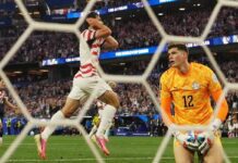 EUA estreia na Copa do Mundo com goleada sobre o Paraguai: 4×1 EUA estreia na Copa do Mundo com goleada sobre o Paraguai: 4x1