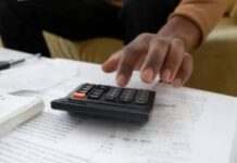 Endividamento Das Famílias Brasileiras Bate Recorde E Atinge 81,6%, Aponta CNC Endividamento Das Famílias Brasileiras Bate Recorde E Atinge 81,6%, Aponta CNC