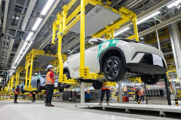 Fábrica Da BYD Em Camaçari Contrata Centenas De Funcionários Nesta Fábrica Da BYD Em Camaçari Contrata Centenas De Funcionários Nesta Terça (16)