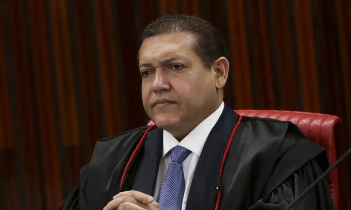 Fachin Rejeita Pedido De Senadores Para Afastar Nunes Marques De Ação Sobre CPI Do Banco Master