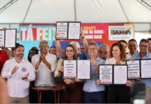 Escola modernizada, pavimentação e combate à fome marcam agenda do governador em Riacho de Santana.