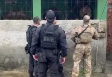 Integrante Do Baralho Do Crime Da SSP-BA é Preso Após Fazer Família Refém Integrante Do Baralho Do Crime Da SSP-BA é Preso Após Fazer Família Refém