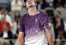 João Fonseca luta, mas dá adeus a Roland Garros após revés para Mensik João Fonseca luta, mas dá adeus a Roland Garros após revés para Mensik