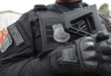 Polícia Civil Apreende Fuzil E 160 Kg De Cocaína Em Laboratório De Refino No Interior Polícia Civil Apreende Fuzil E 160 Kg De Cocaína Em Laboratório De Refino No Interior