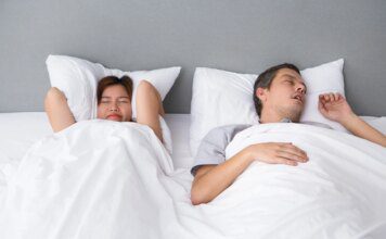 Por que roncamos? Entenda como a evolução da fala criou os ruídos Ícone de sino para notificações