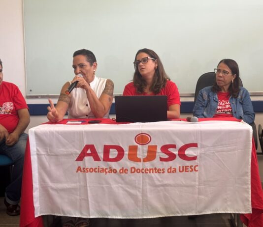 ADUSC empossa nova diretoria e reinaugura sede ampliada