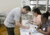 Eleitoras(es) podem atuar como mesárias(os) voluntárias(os) nas Eleições Gerais de 2026