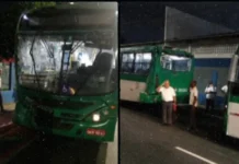 Batida Entre ônibus Que Transportavam Rodoviários Deixa 11 Feridos Em Salvador Batida Entre ônibus Que Transportavam Rodoviários Deixa 11 Feridos Em Salvador