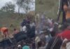 Carga De Caminhão é Saqueada Após Tombamento Na Entrada De Itambé Carga De Caminhão é Saqueada Após Tombamento Na Entrada De Itambé