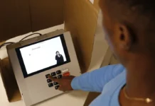 Corrida Eleitoral Entra Em Fase Decisiva; Restrições Para Agentes Públicos Começam Neste Sábado Corrida Eleitoral Entra Em Fase Decisiva; Restrições Para Agentes Públicos Começam Neste Sábado