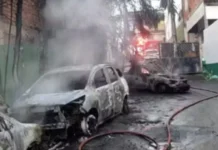 Incêndio Destrói Cinco Carros E Uma Moto Após Queda De Fiação Elétrica No Cabula Incêndio Destrói Cinco Carros E Uma Moto Após Queda De Fiação Elétrica No Cabula