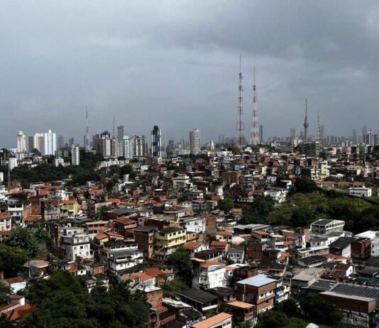 Inmet Emite Alerta De Chuva Para Salvador E Cidades Do Recôncavo, RMS E Litoral Norte Da Bahia Inmet Emite Alerta De Chuva Para Salvador E Cidades Do Recôncavo, RMS E Litoral Norte Da Bahia