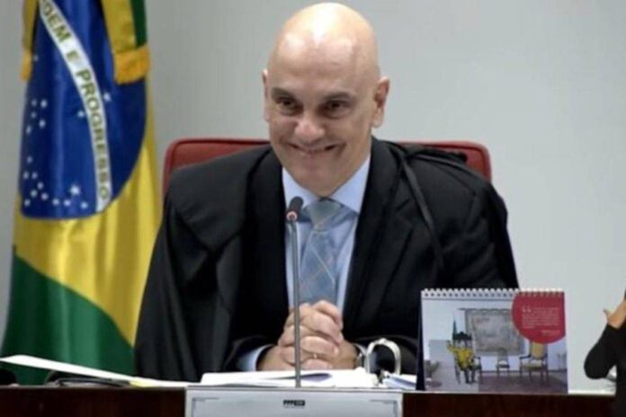Moraes Arquiva Investigação Contra Bolsonaro Sobre Uso Da 'Abin Paralela' Moraes Arquiva Investigação Contra Bolsonaro Sobre Uso Da 'Abin Paralela'