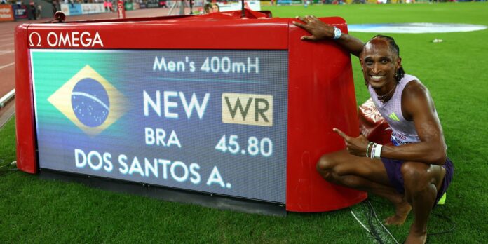 Alison dos Santos quebra recorde mundial dos 400m com barreiras Alison dos Santos quebra recorde mundial dos 400m com barreiras