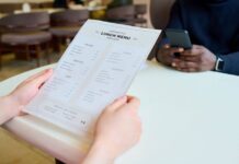 Fim Do Cardápio Só No Celular? Câmara Aprova Proposta Que Obriga Versão Impressa Câmara Aprova Obrigatoriedade De Cardápio Físico Em Bares E Restaurantes De Salvador