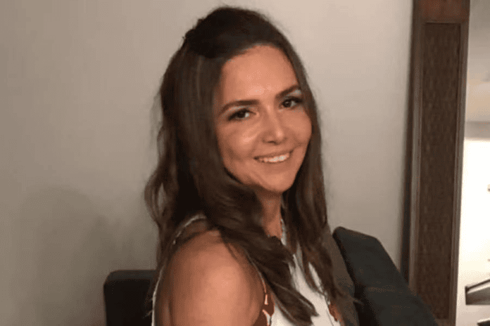 Corpo De Promotora Que Morreu Afogada Na Bahia Será Velado Corpo De Promotora Que Morreu Afogada Na Bahia Será Velado Neste Sábado Em Manaus
