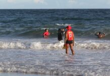 Corpo De Homem Desaparecido Após Mergulho Em Guarajuba é Encontrado Em Abrantes Jovem Desaparece Após Afogamento Em Praia De Lauro De Freitas