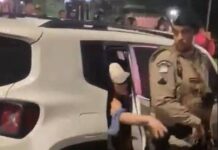Mulher Tenta Tomar Arma De Policial Após Acidente Em Salvador Mulher Tenta Tomar Arma De Policial Após Acidente Em Salvador
