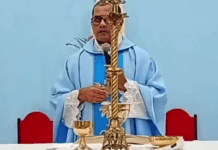 Tiroteio Interrompe Missa Em Lauro De Freitas E Padre Tranquiliza Fiéis Tiroteio Interrompe Missa Em Lauro De Freitas E Padre Tranquiliza Fiéis