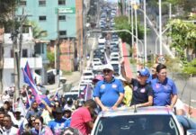 Mega carreata de ACM Neto reúne milhares de apoiadores e toma as ruas do Subúrbio de Salvador