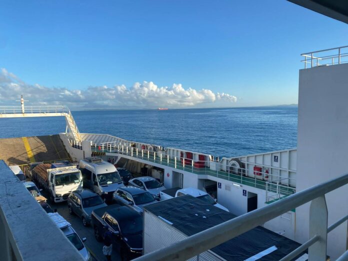 Feriadão: Ferry-boat Tem Espera De Mais De Quatro Horas Em Feriadão: Ferry-boat Tem Espera De Mais De Quatro Horas Em Salvador