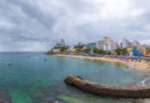 Instalação De Boias Para Proteção é Concluída No Porto Da Barra Instalação De Boias Para Proteção é Concluída No Porto Da Barra