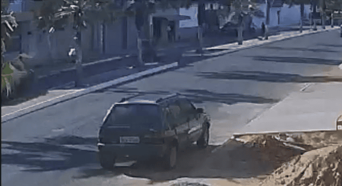 Motociclista De 65 Anos é Atropelado Por Viatura Da Polícia Civil