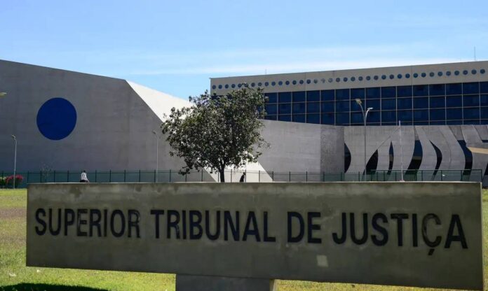 STJ Suspende Processos Sobre Aluguel Por Temporada Em Condomínios; Entenda STJ Suspende Processos Sobre Aluguel Por Temporada Em Condomínios; Entenda O Que Está Em Jogo