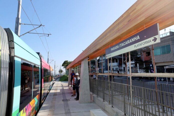 VLT De Salvador Amplia Operação E Passa A Atender Passageiros VLT De Salvador Amplia Operação E Passa A Atender Passageiros Em Itacaranha