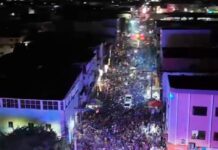 ACM Neto transforma ato de campanha em Carnaval e reúne cerca de 40 mil pessoas em Irecê