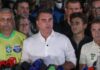 Flávio Bolsonaro cruza fronteira argentina e segue para o Equador