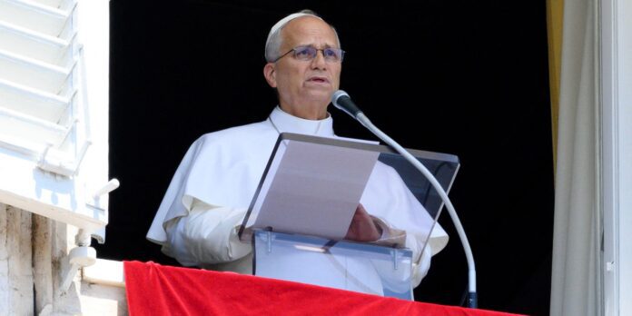 2026-08-09t161318z_1_lynxmpem780ag_rtroptp_4_pope-prayer.jpg