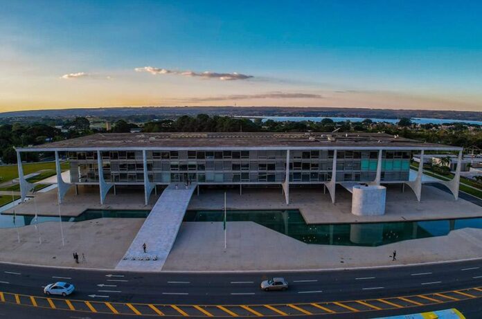 Palácio Do Planalto Recebe Reforço De Segurança às Vésperas Das Eleições