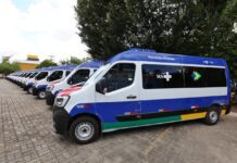 Estado e Ministério da Saúde ampliam assistência do SUS no interior da Bahia com entrega de vans e unidades odontológicas móveis