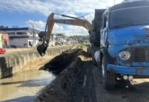 Prefeitura inicia obras no Canal do Malhado com serviços de limpeza